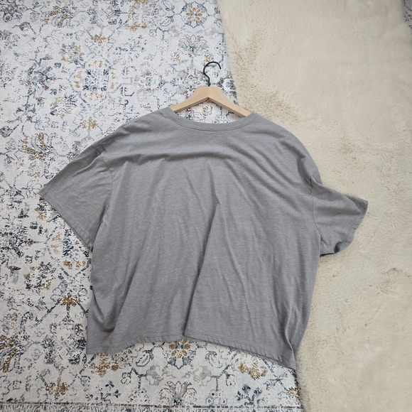 Torrid Signature Jersey Relaxed Crew Tee Plus Size Gray 3 - Picture 8 of 8